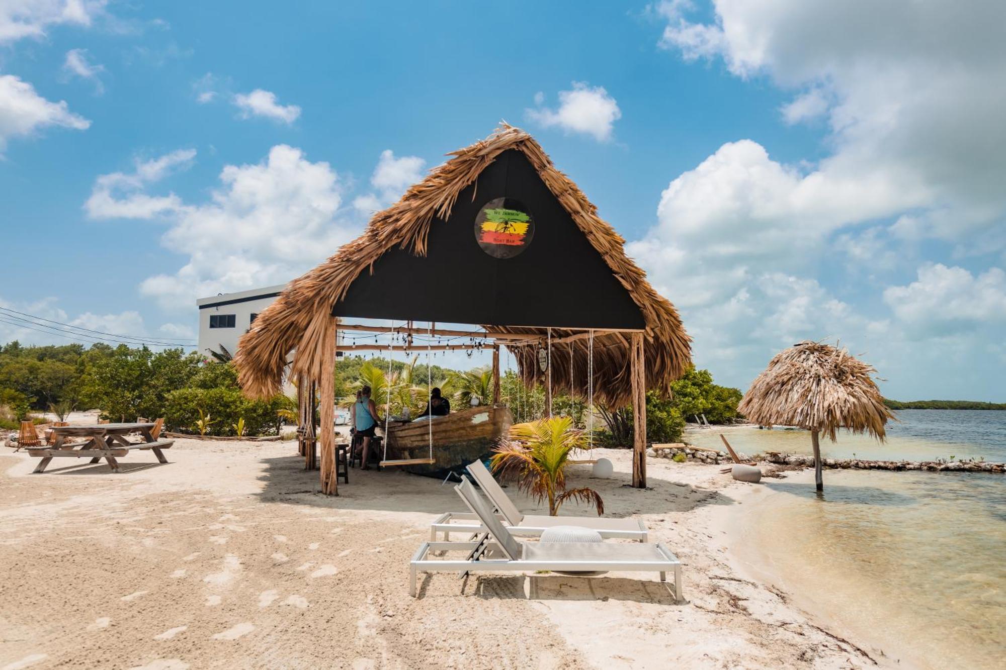 Playa De Sala Boutique Hotel (Adults Only) San Pedro  Bagian luar foto