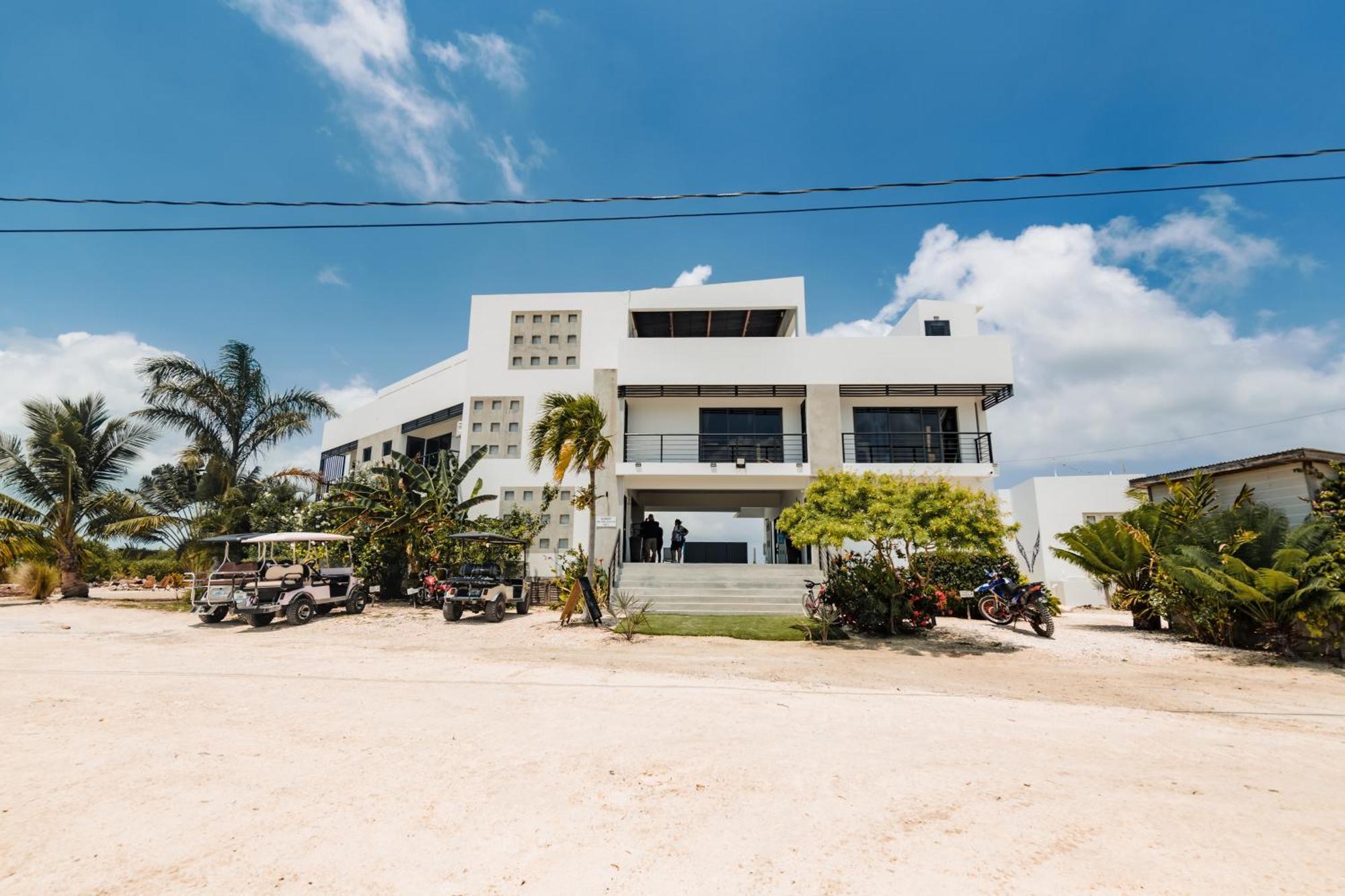 Playa De Sala Boutique Hotel (Adults Only) San Pedro  Bagian luar foto